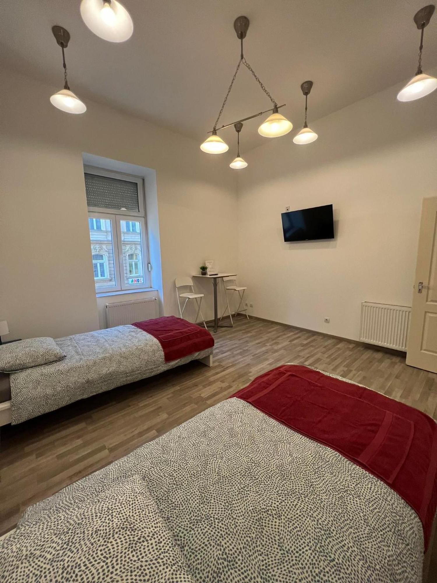 Goldensun Apartment Boedapest Buitenkant foto